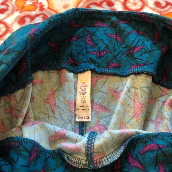 Lularoe Bird Leggings - Picture 3 of 3